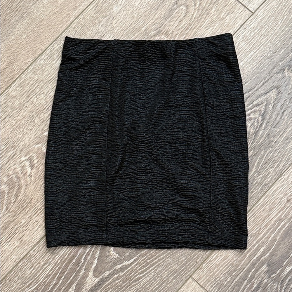 Guess Black Textured Pencil Skirt